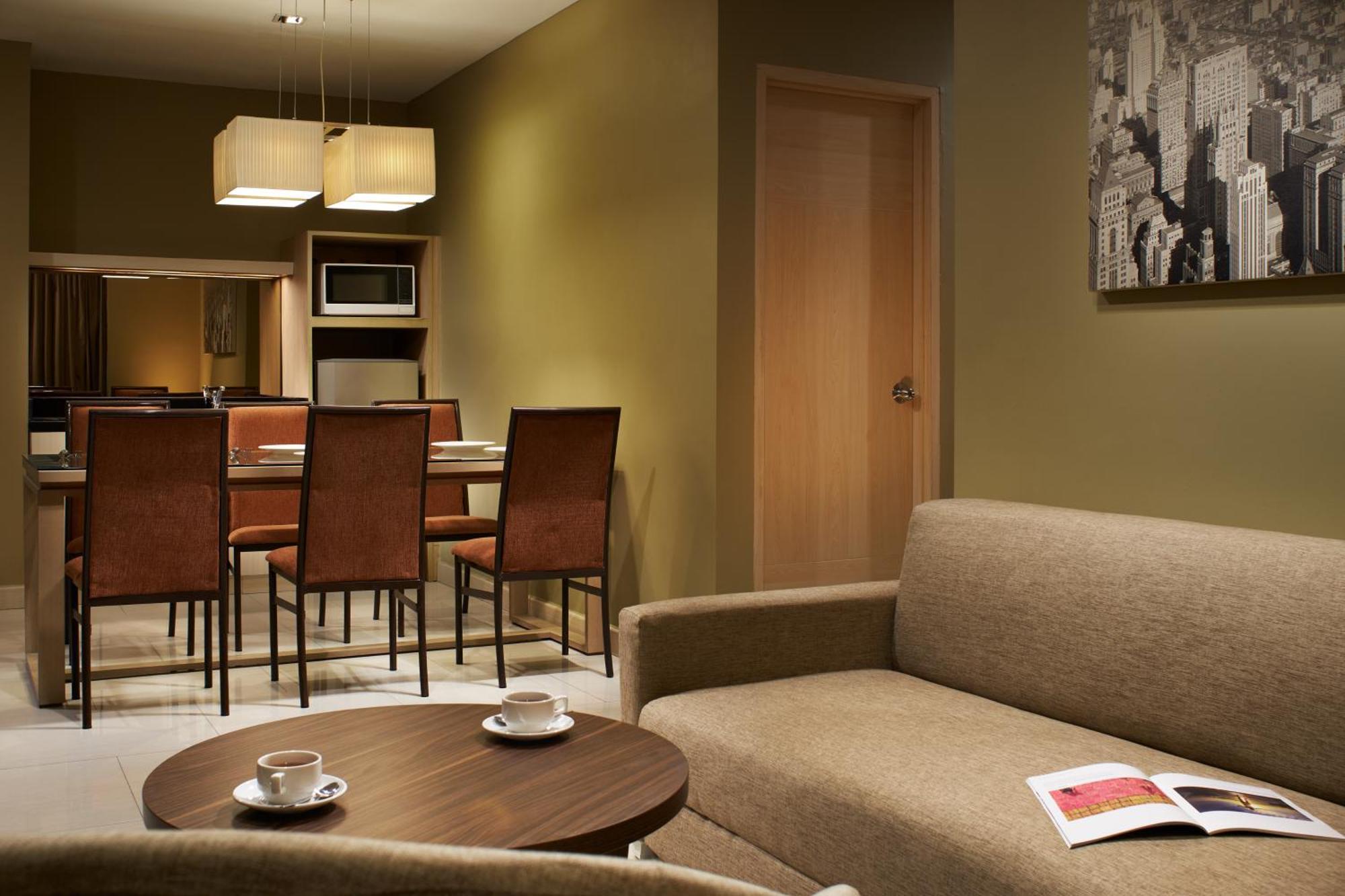 El Hotel ג'קרטה מראה חיצוני תמונה