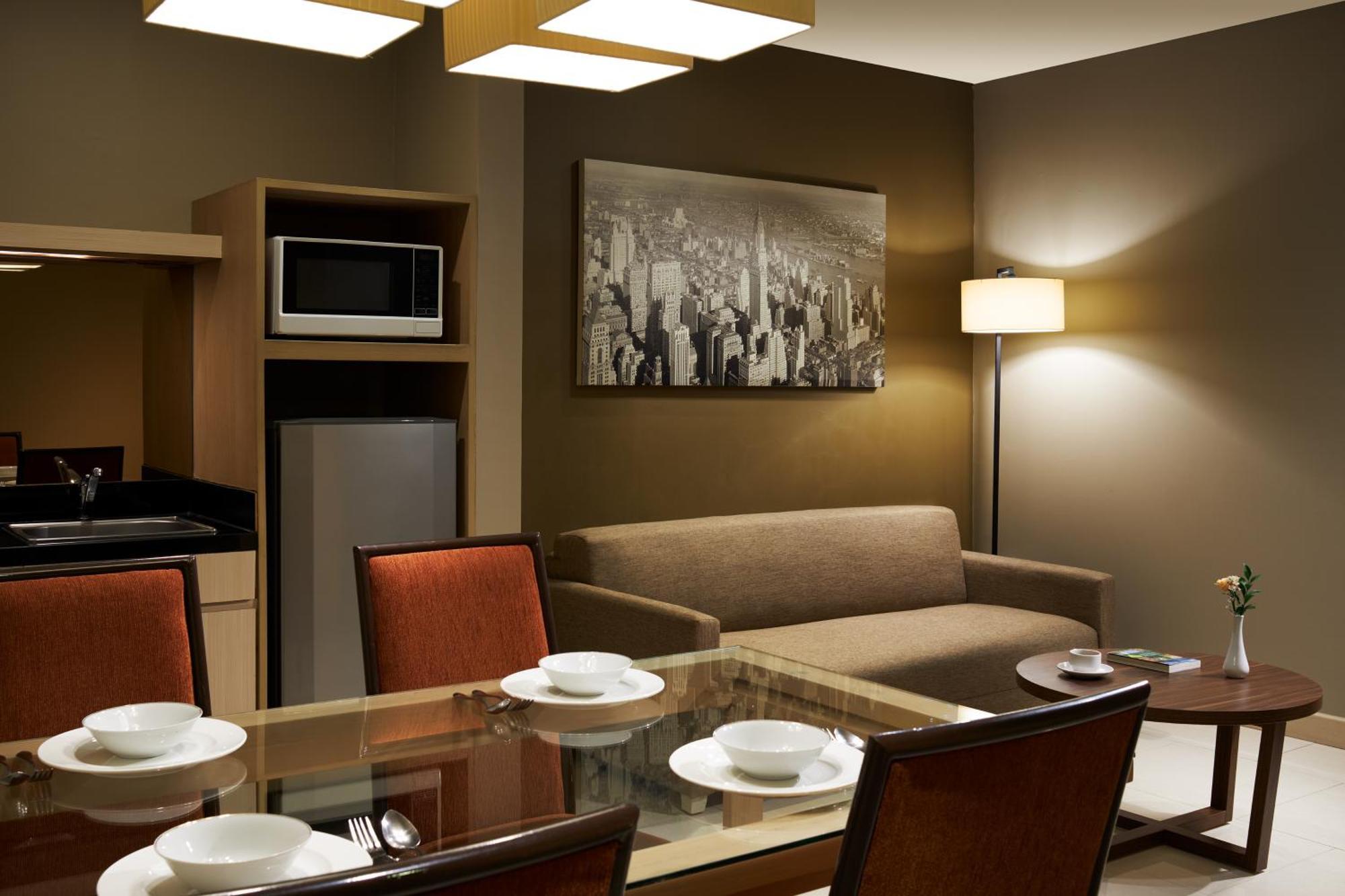 El Hotel ג'קרטה מראה חיצוני תמונה