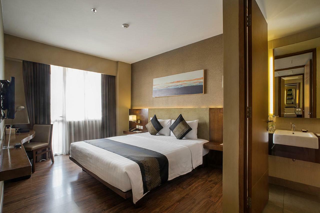 El Hotel ג'קרטה מראה חיצוני תמונה